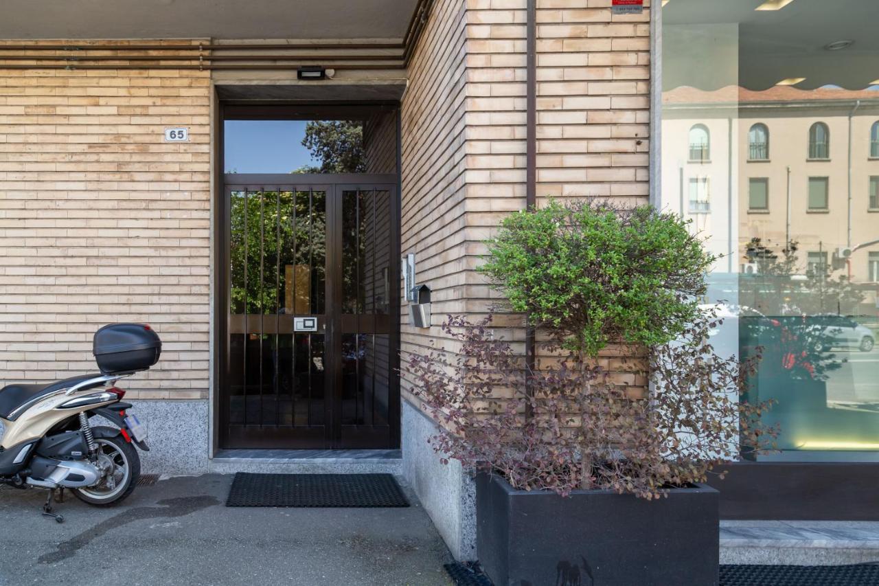 La Preziosa Apartment - By Host4U Pavia Exterior foto